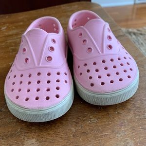 Native Toddler Slip-ons